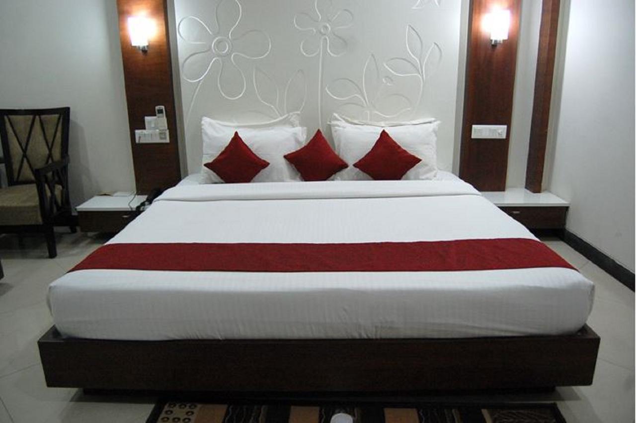 Hotel Amit International Bhilai Eksteriør billede