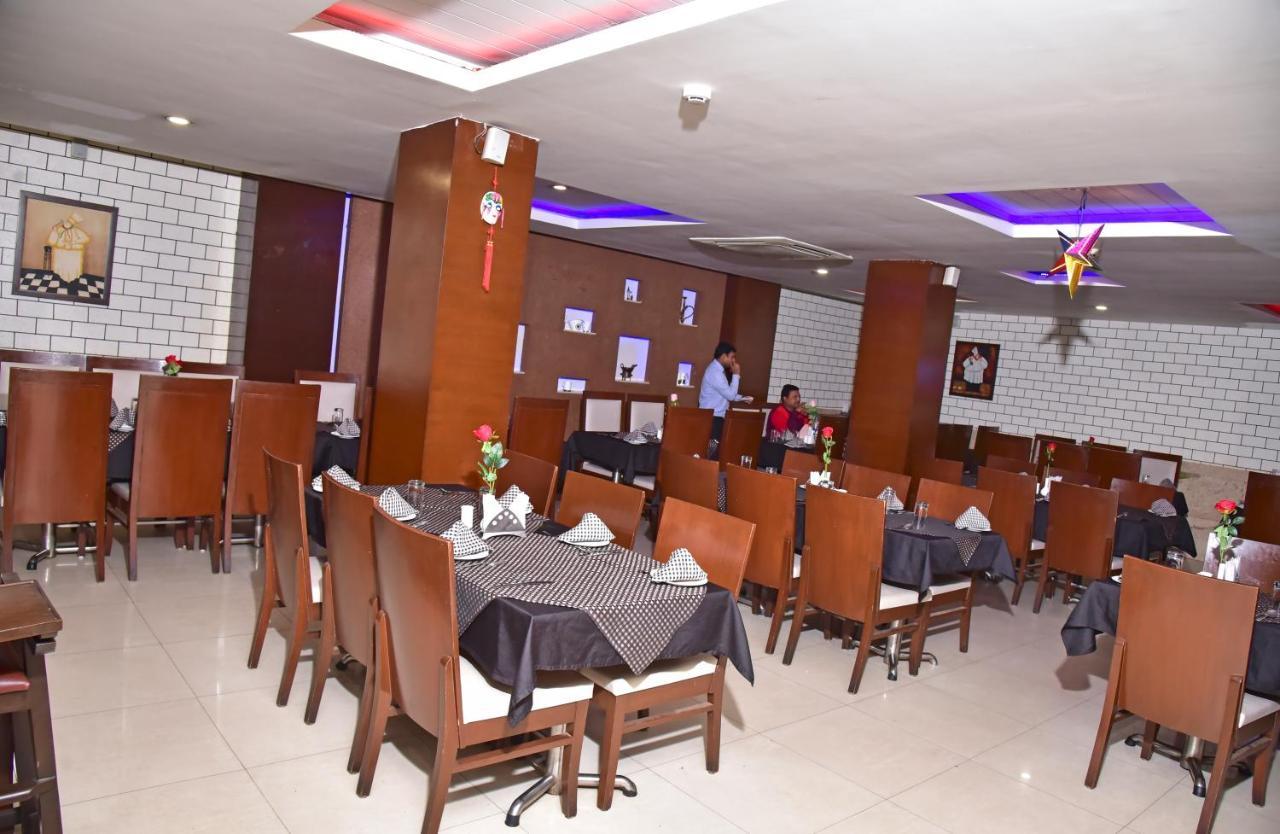 Hotel Amit International Bhilai Eksteriør billede