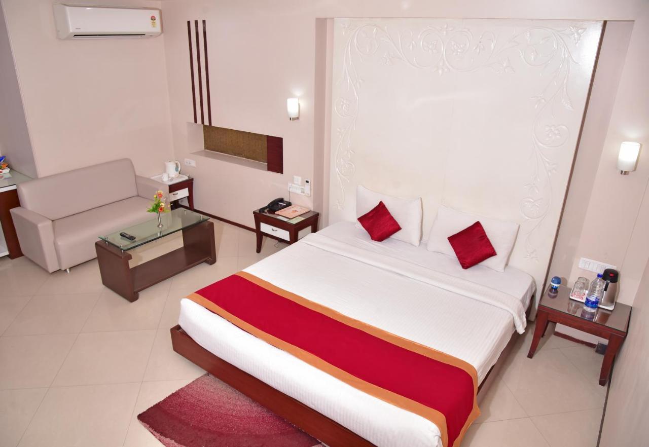 Hotel Amit International Bhilai Eksteriør billede